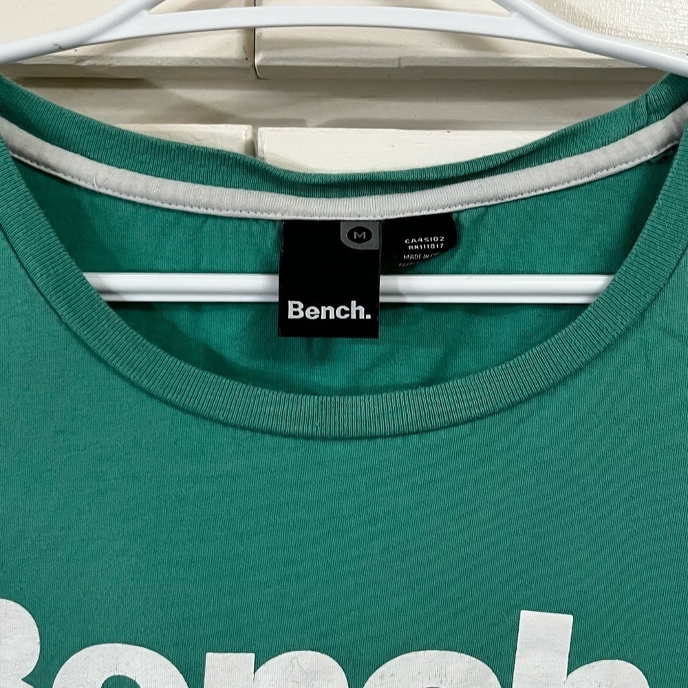 𝅺Bench Green T Shirt with White Logo - Medium - Picture 4 of 4